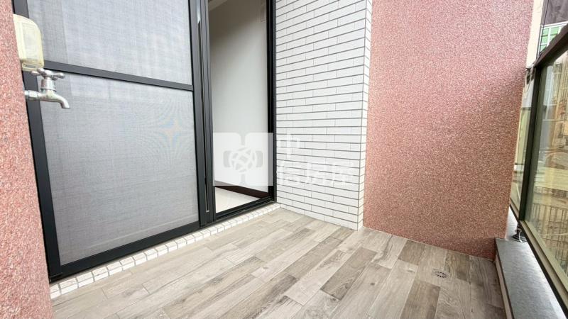 西港正路邊金店面住家房屋室內格局與周邊環境