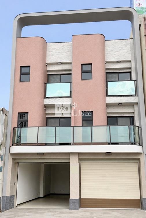 西港正路邊金店面住家房屋室內格局與周邊環境