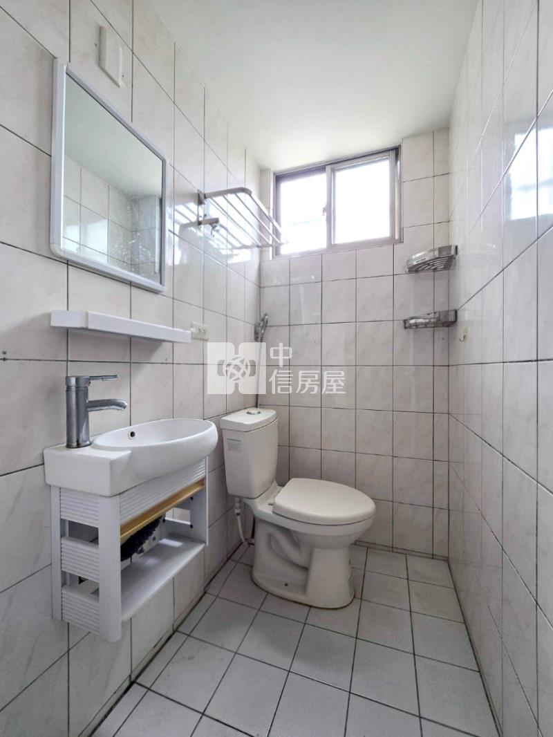 平鎮車站超美3房+車位超好抽房屋室內格局與周邊環境