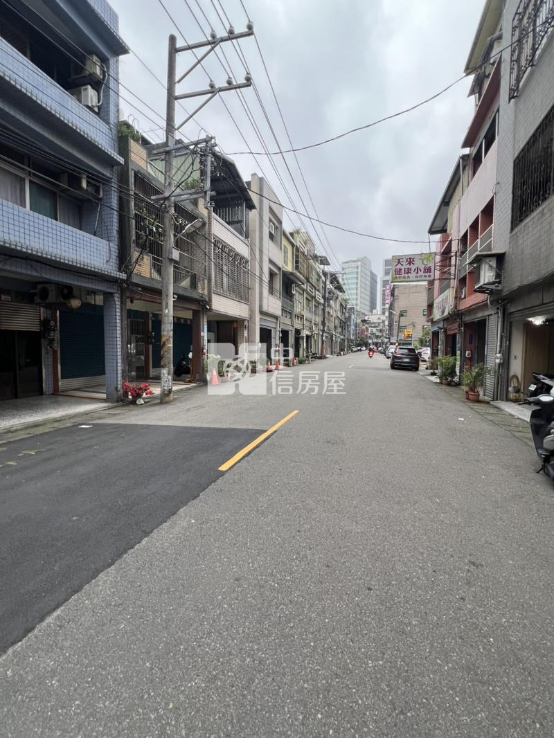 正中壢夜市旁透店房屋室內格局與周邊環境