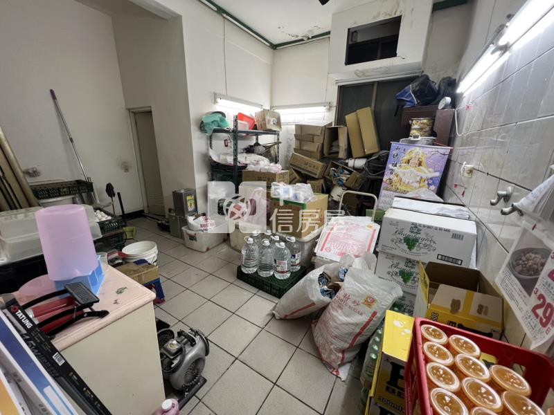 正中壢夜市旁透店房屋室內格局與周邊環境