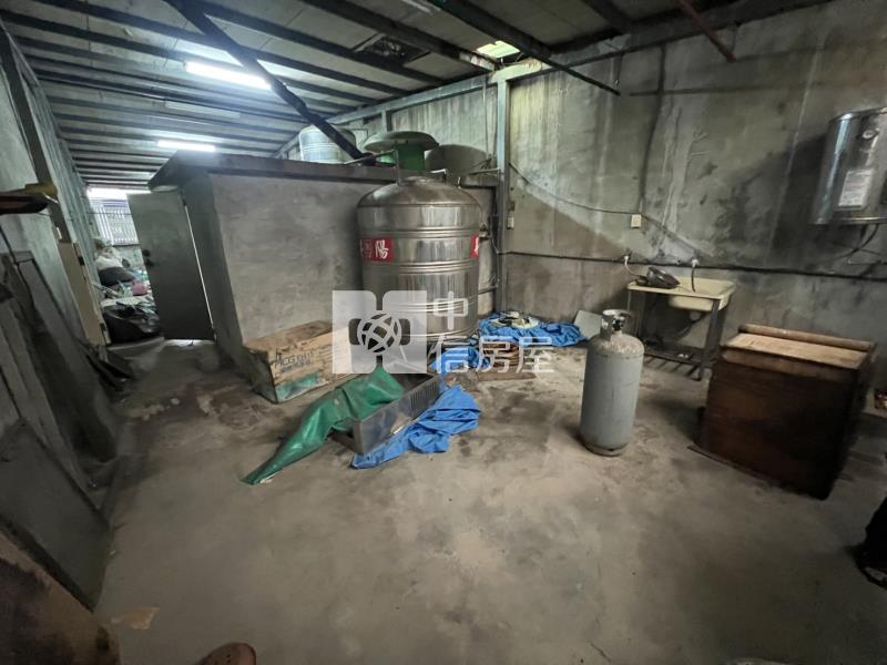 正中壢夜市旁透店房屋室內格局與周邊環境