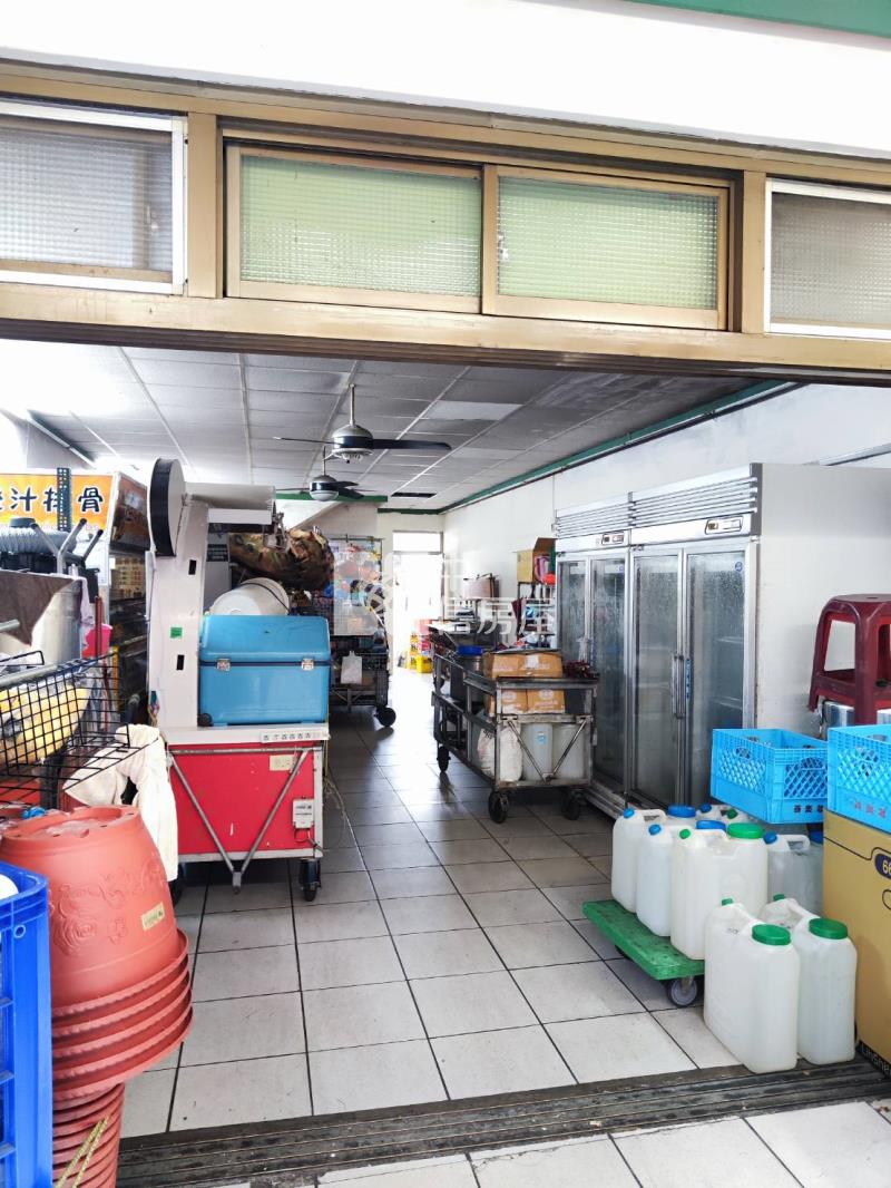 正中壢夜市旁透店房屋室內格局與周邊環境