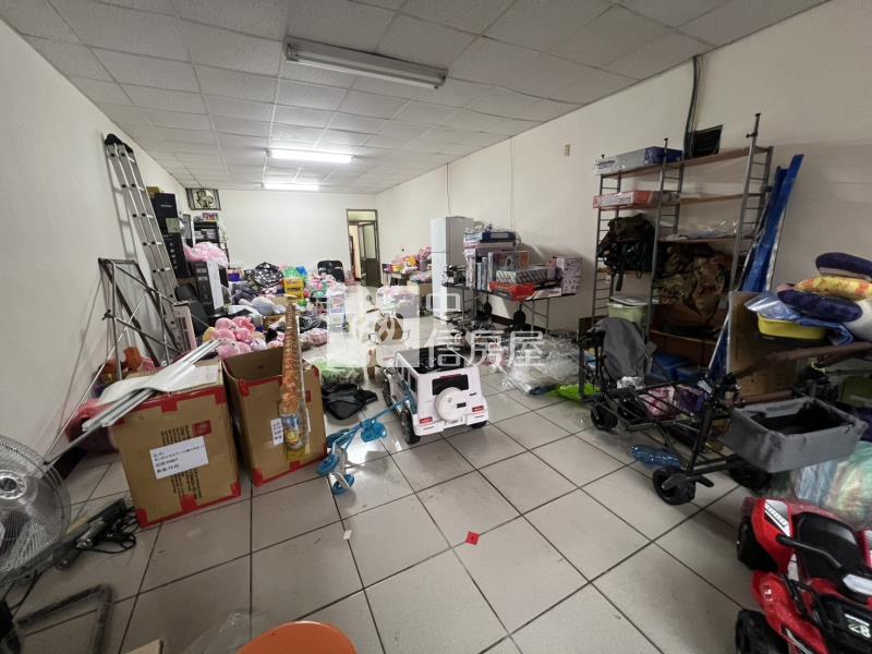 正中壢夜市旁透店房屋室內格局與周邊環境