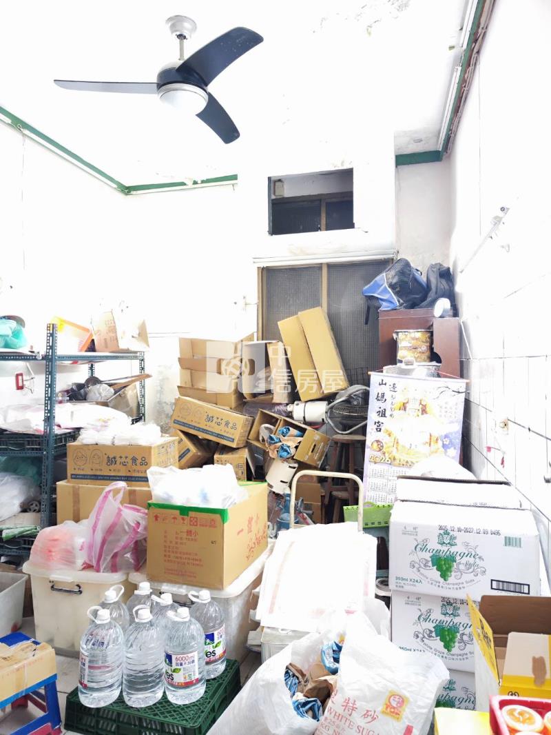 正中壢夜市旁透店房屋室內格局與周邊環境