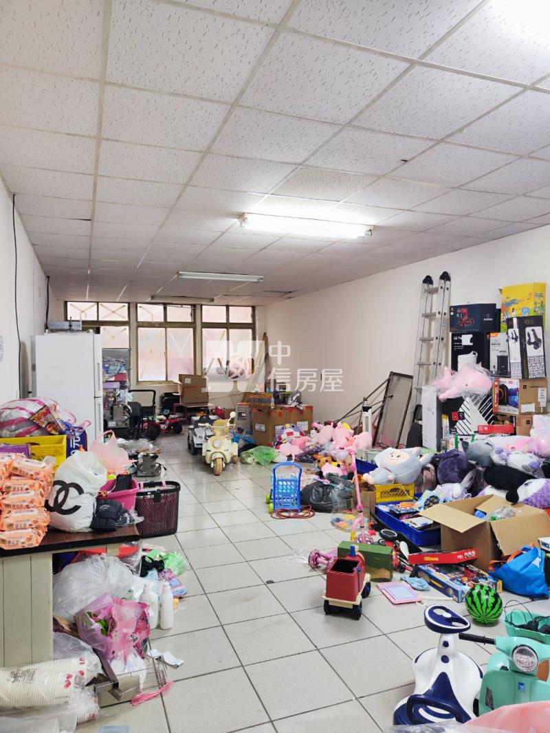 正中壢夜市旁透店房屋室內格局與周邊環境
