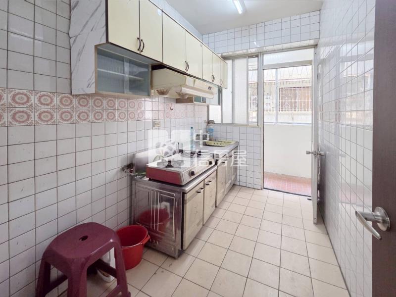 中醫採光三房公寓房屋室內格局與周邊環境