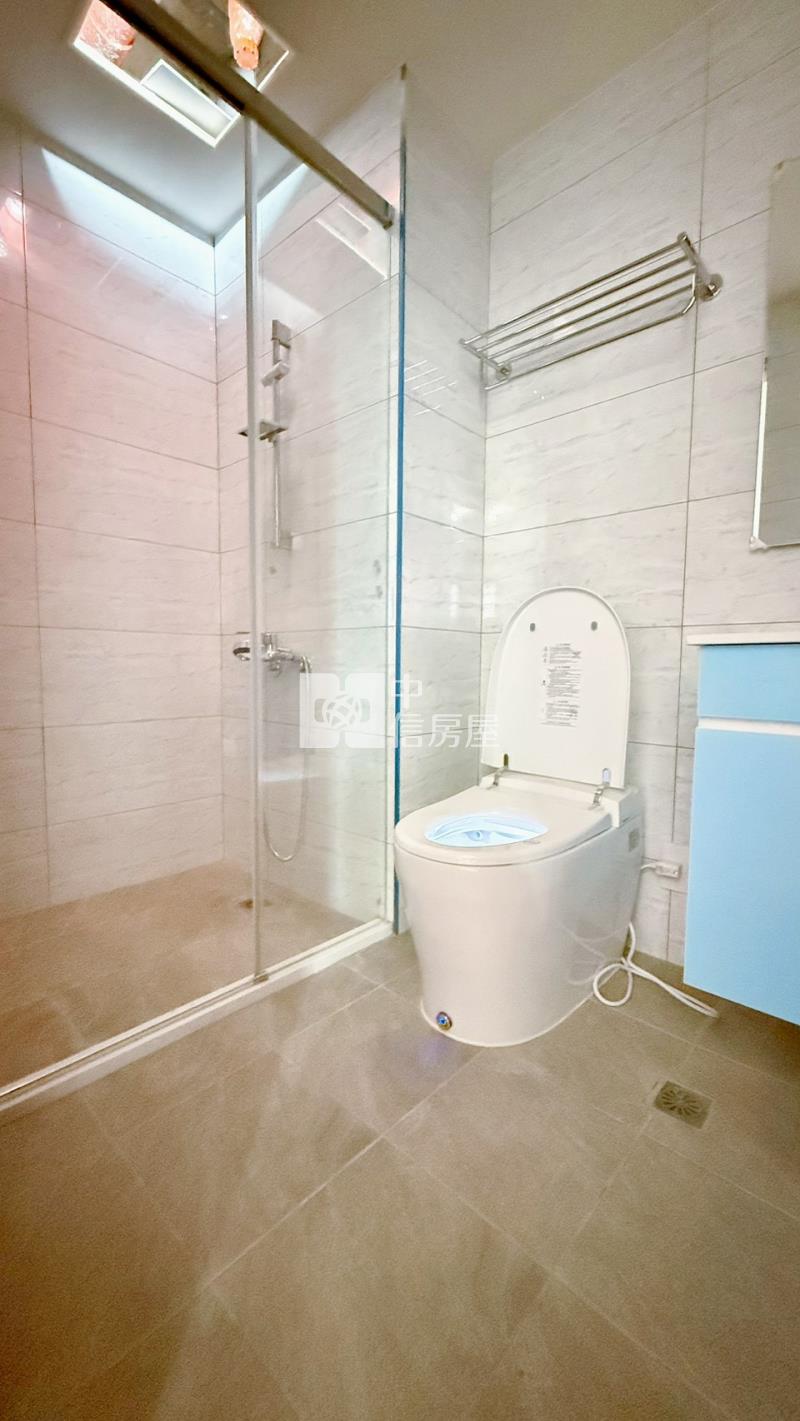 近A20捷運面公園全新景觀兩房車房屋室內格局與周邊環境