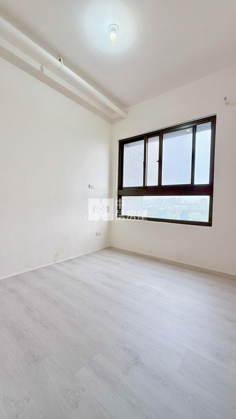 近A20捷運面公園全新景觀兩房車房屋室內格局與周邊環境