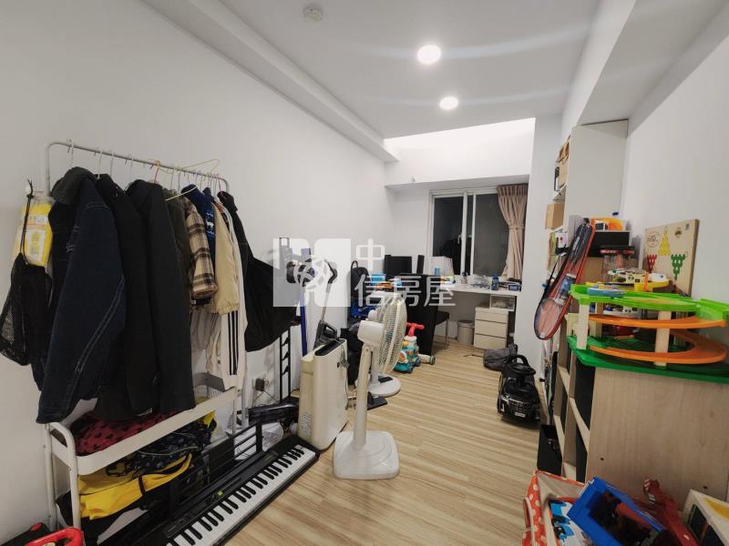 永豐.龍安.愛買.武陵大4房車房屋室內格局與周邊環境