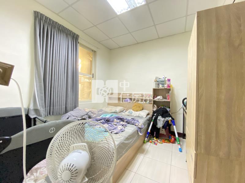 華廈價透天屋有天有地房屋室內格局與周邊環境