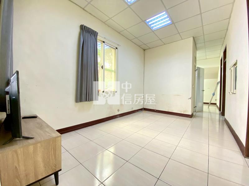 華廈價透天屋有天有地房屋室內格局與周邊環境