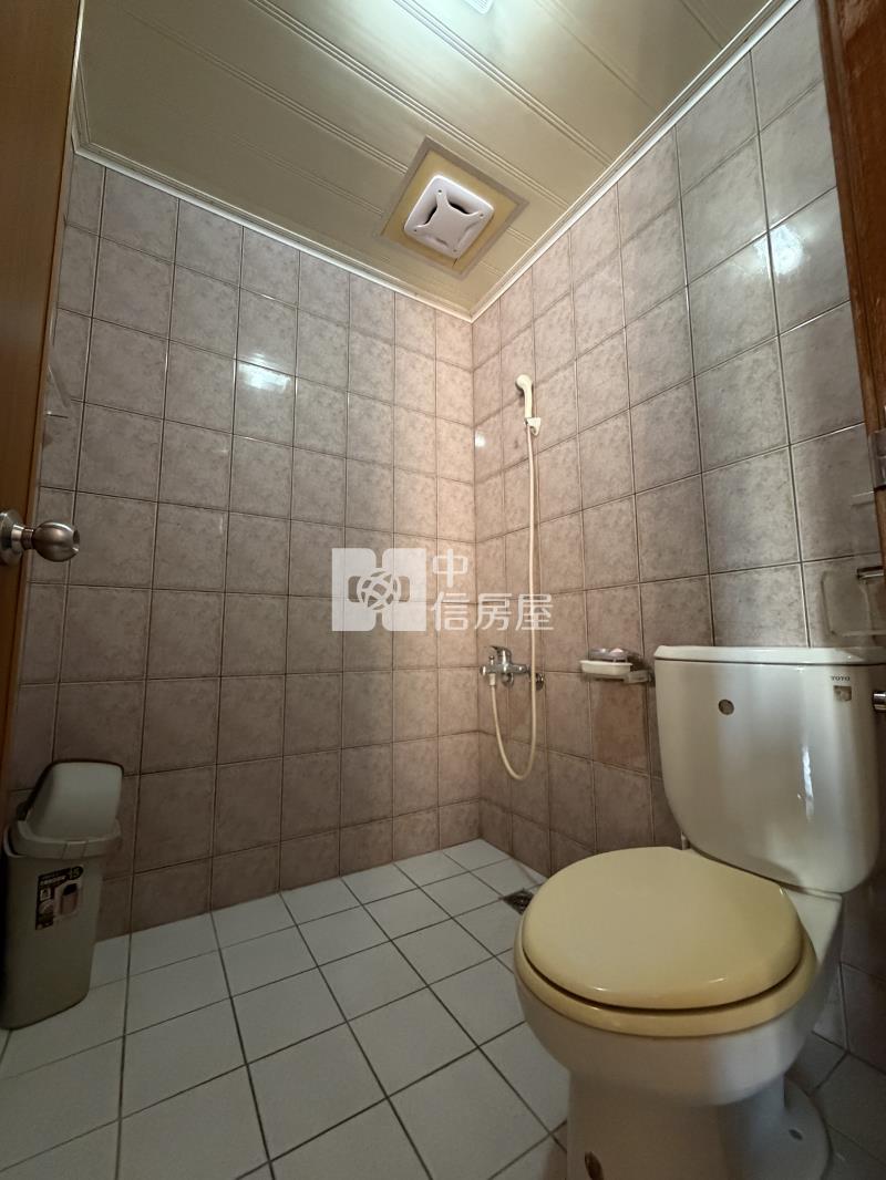 大崙商圈邊間面寬美墅房屋室內格局與周邊環境