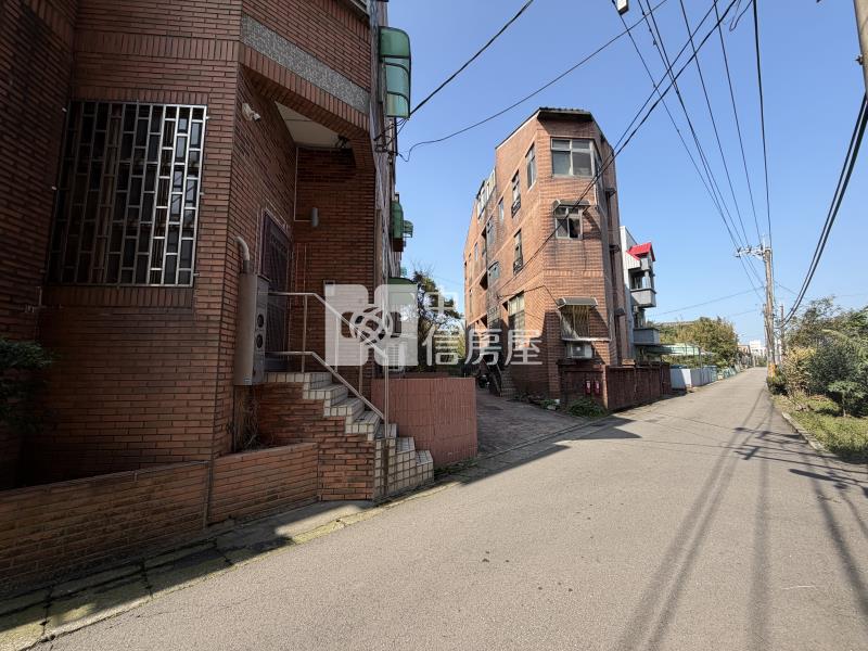 大崙商圈邊間面寬美墅房屋室內格局與周邊環境