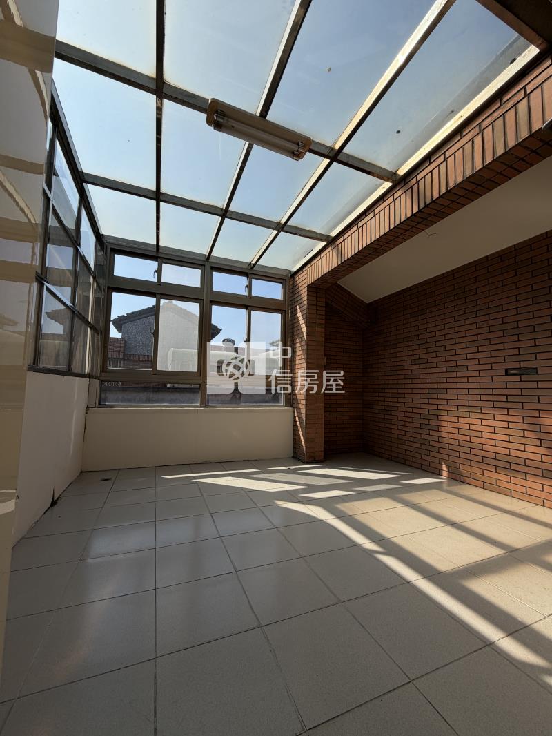 大崙商圈邊間面寬美墅房屋室內格局與周邊環境