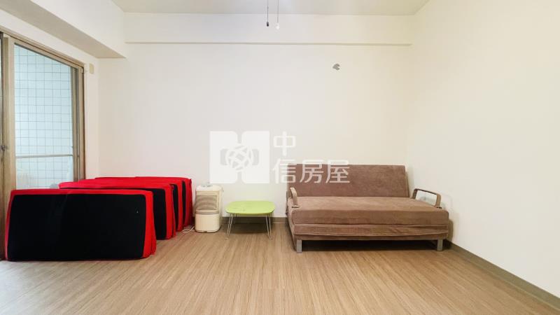 市心裝修碧富邑溫泉套房房屋室內格局與周邊環境