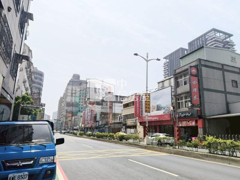 【豐禾】專約藝文特區景觀兩房車房屋室內格局與周邊環境