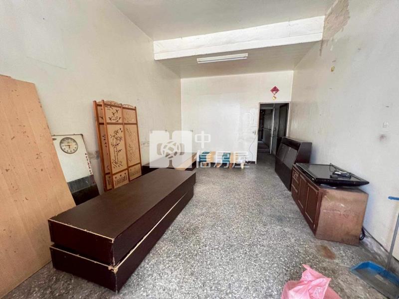 二林建國路旁俗透天房屋室內格局與周邊環境