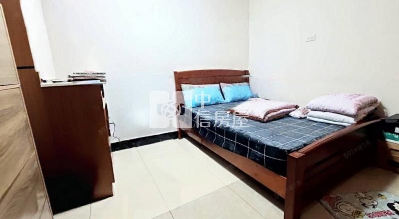 平鎮金陵路郵局旁美透店房屋室內格局與周邊環境