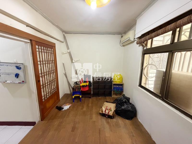 近新屋台31田園別墅附車位房屋室內格局與周邊環境