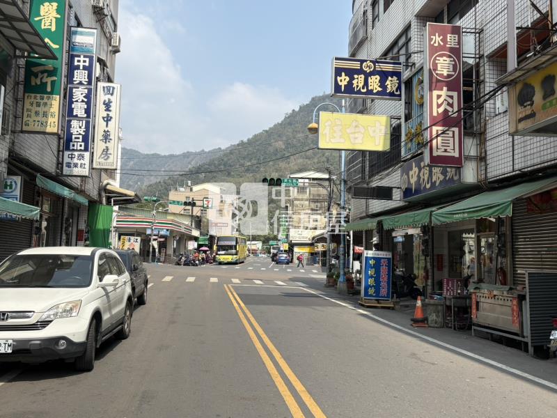 水里城中小築地房屋室內格局與周邊環境