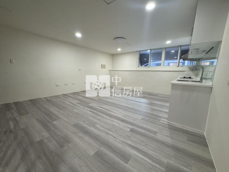 樂群街柳川旁全新整理美樓店房屋室內格局與周邊環境