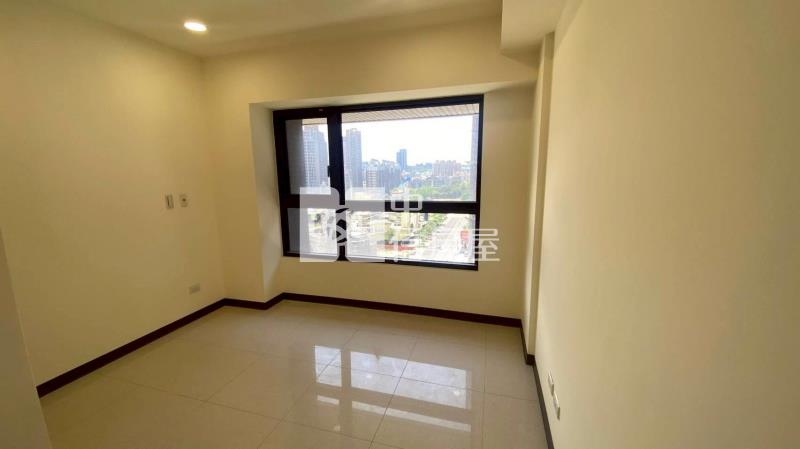 專任竹科悅楊三房車房屋室內格局與周邊環境