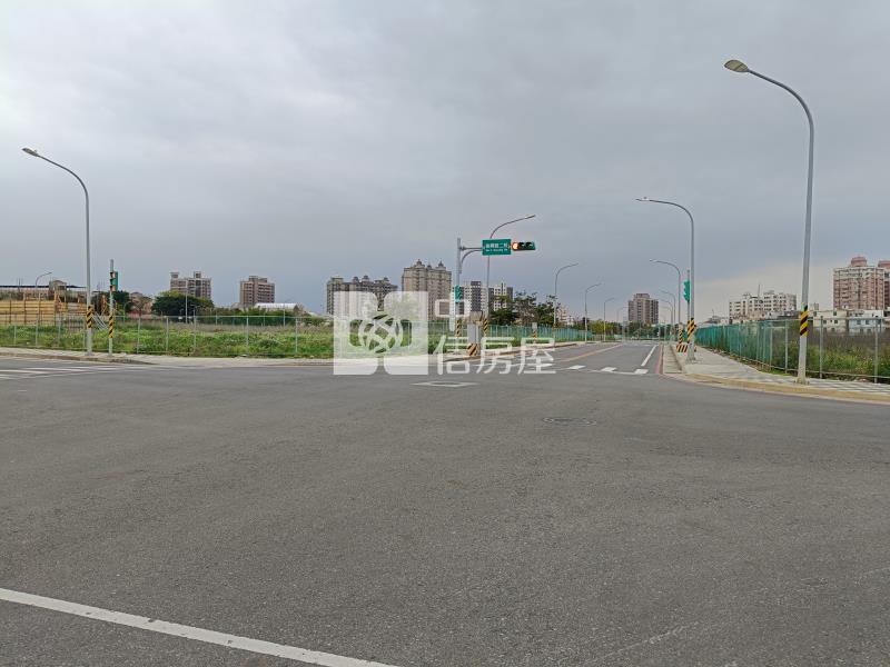 體育園區建地房屋室內格局與周邊環境