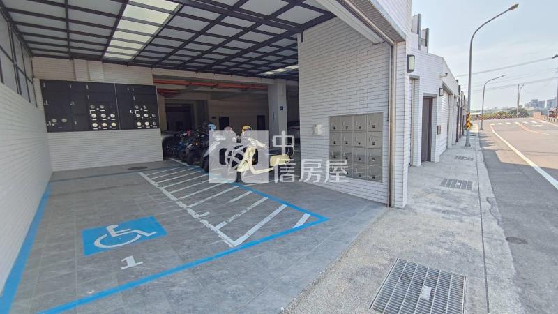 北安新宅三房平車裝潢電寓房屋室內格局與周邊環境