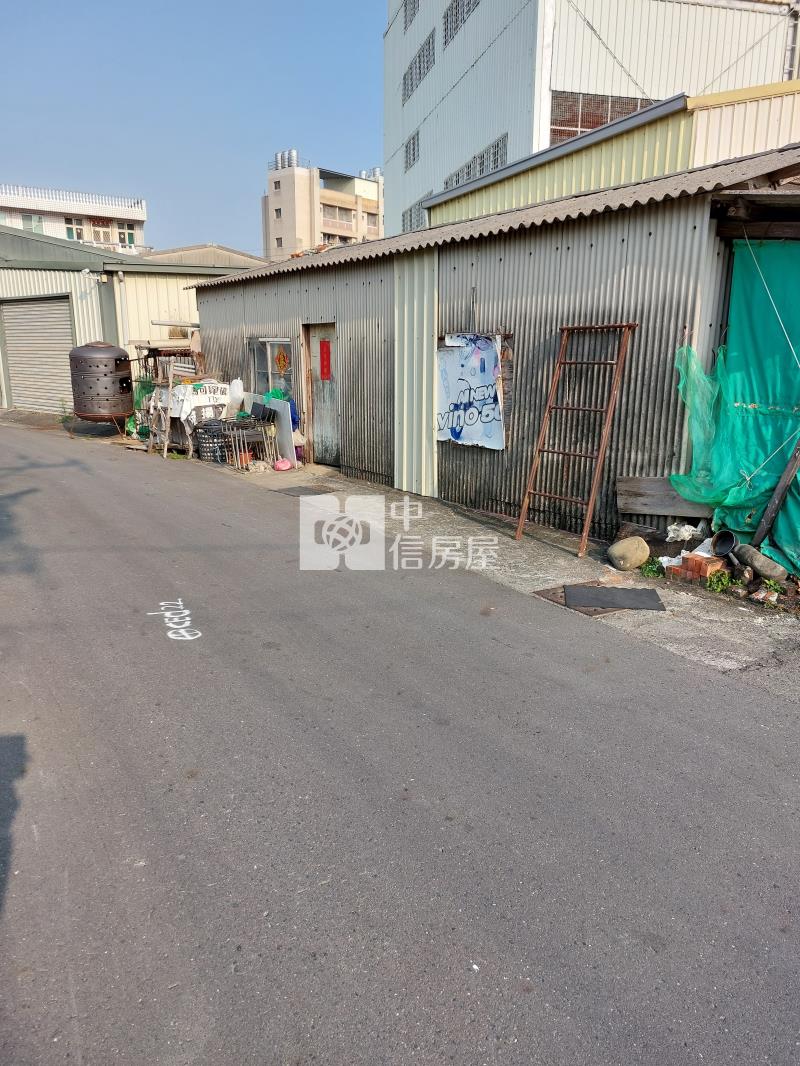 十二佃60坪買建地送倉庫房屋室內格局與周邊環境