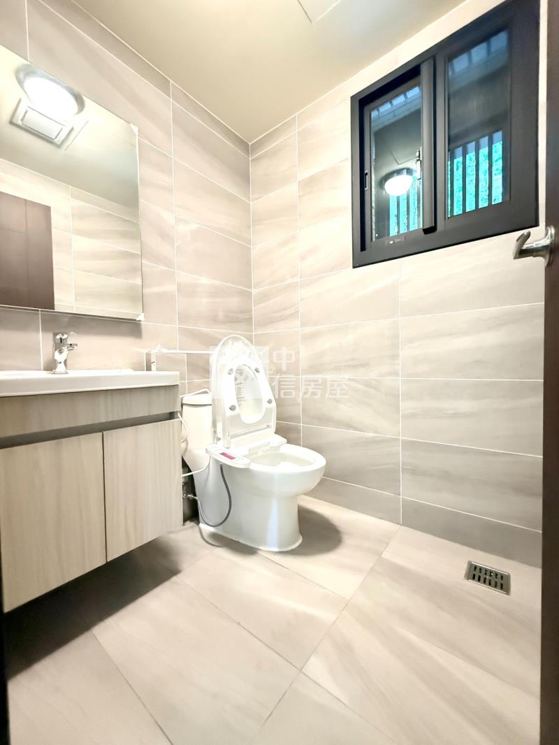 (和宜上美)近74樹孝商圈賺錢美樓店房屋室內格局與周邊環境