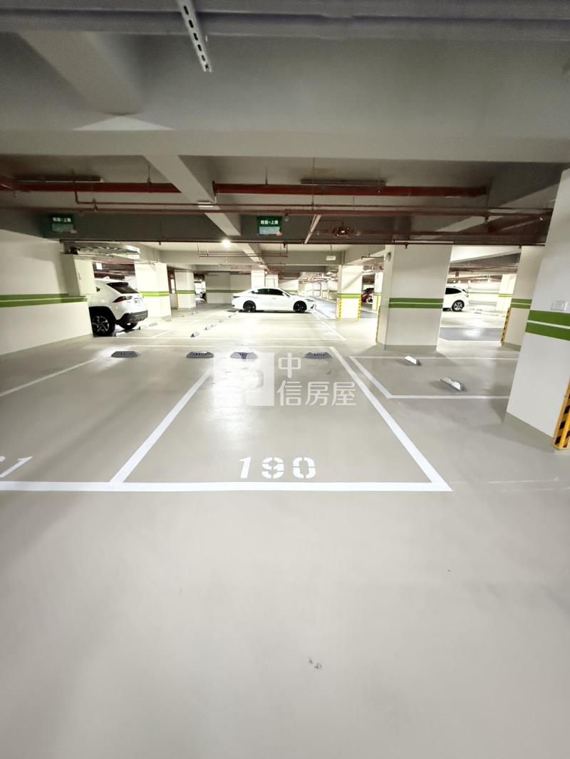 (和宜上美)近74樹孝商圈賺錢美樓店房屋室內格局與周邊環境