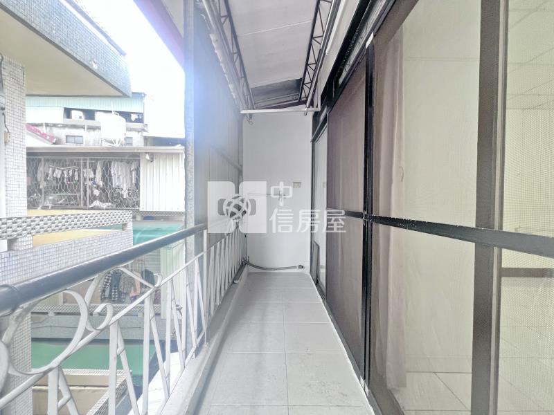 北屯四維捷運旁低總價透天房屋室內格局與周邊環境