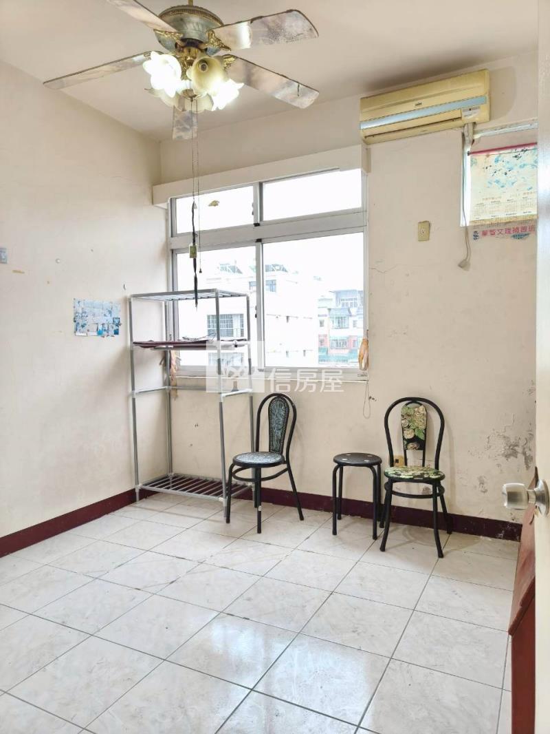 斗六市榴邨六街邊間透天房屋室內格局與周邊環境