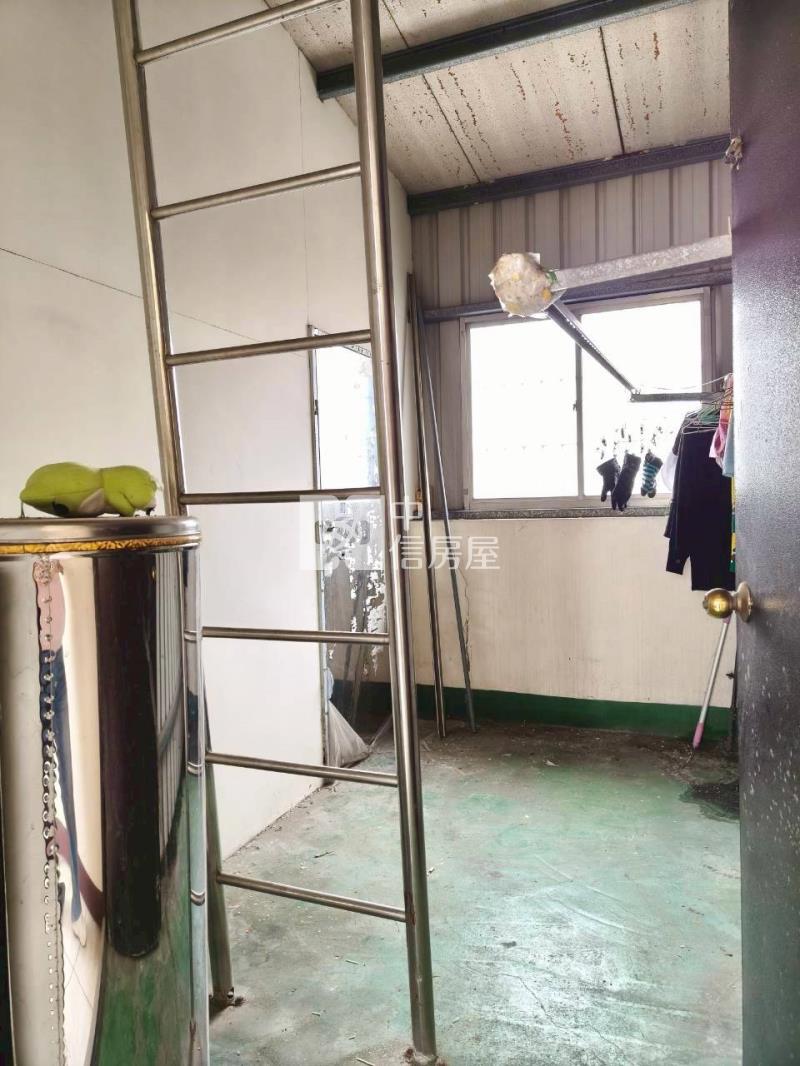 斗六市榴邨六街邊間透天房屋室內格局與周邊環境