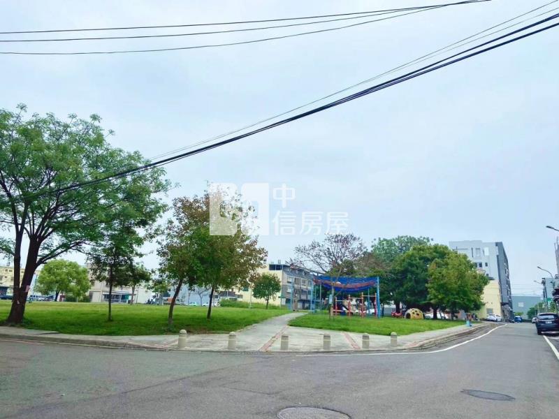 斗六市榴邨六街邊間透天房屋室內格局與周邊環境