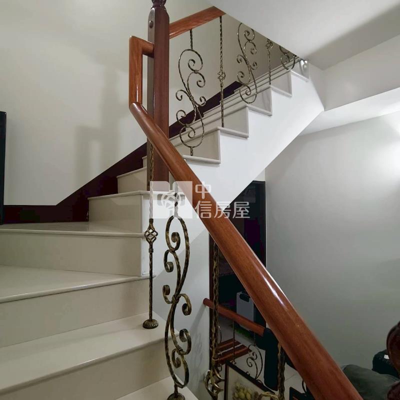 斗南南昌西路車庫別墅房屋室內格局與周邊環境