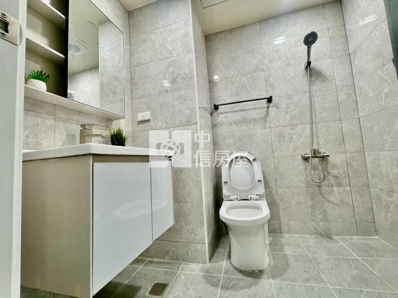 高工商圈｜近中投公路漂亮1-3樓+車位店住合一房屋室內格局與周邊環境