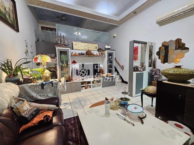 竹南中山大地透天房屋室內格局與周邊環境