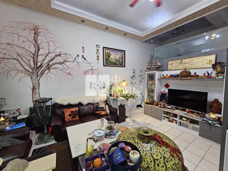 竹南中山大地透天房屋室內格局與周邊環境