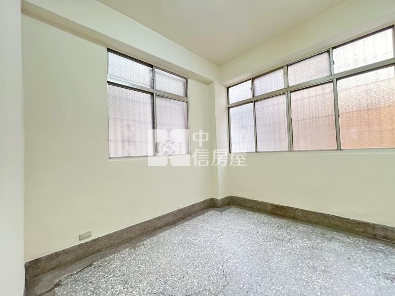 一中商圈稀有一樓公寓房屋室內格局與周邊環境