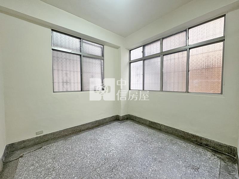 一中商圈稀有一樓公寓房屋室內格局與周邊環境