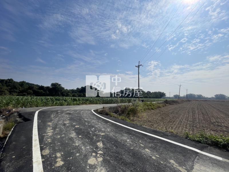 官田角秀段三角窗都內農地房屋室內格局與周邊環境