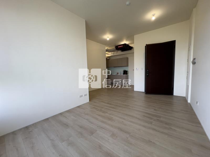 亞昕一沐兩房兩衛邊間平車房屋室內格局與周邊環境