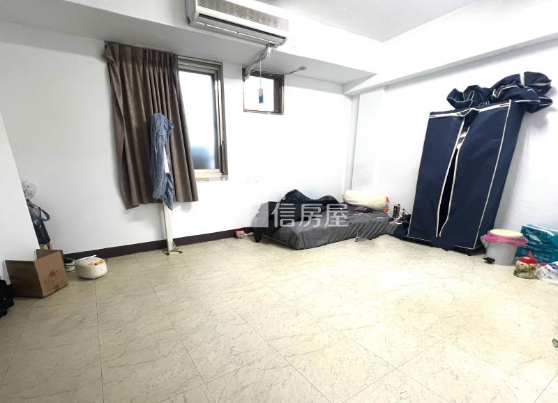 水湳經貿正中清路三角窗店霸房屋室內格局與周邊環境