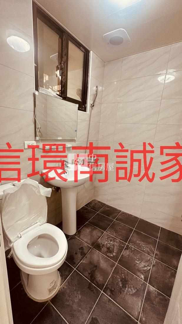 平興國中大空間5樓房屋室內格局與周邊環境