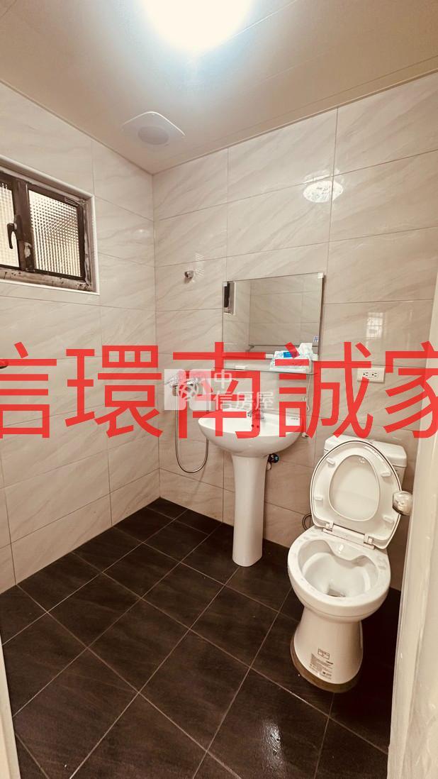 平興國中大空間5樓房屋室內格局與周邊環境