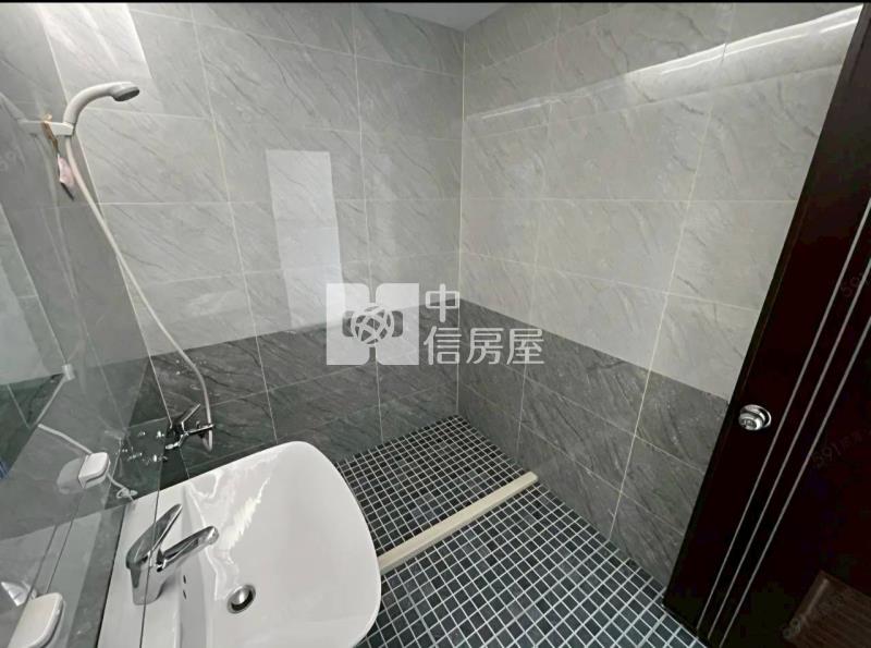 內壢高中景觀4房美華廈房屋室內格局與周邊環境