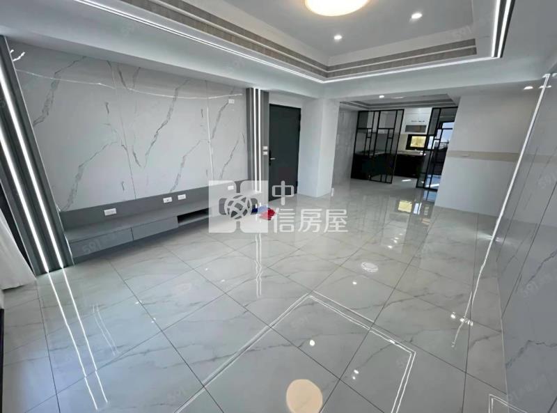 內壢高中景觀4房美華廈房屋室內格局與周邊環境