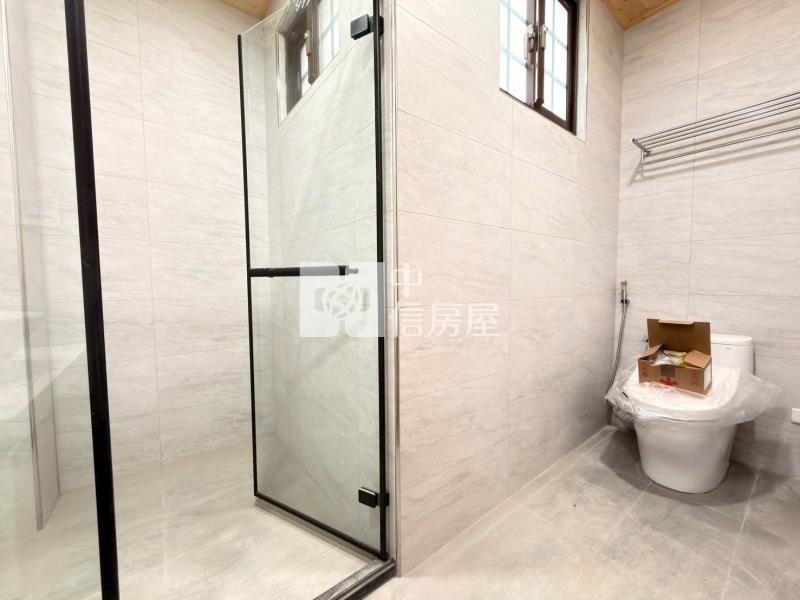 A21捷運站全新百坪雙車位電梯別墅房屋室內格局與周邊環境